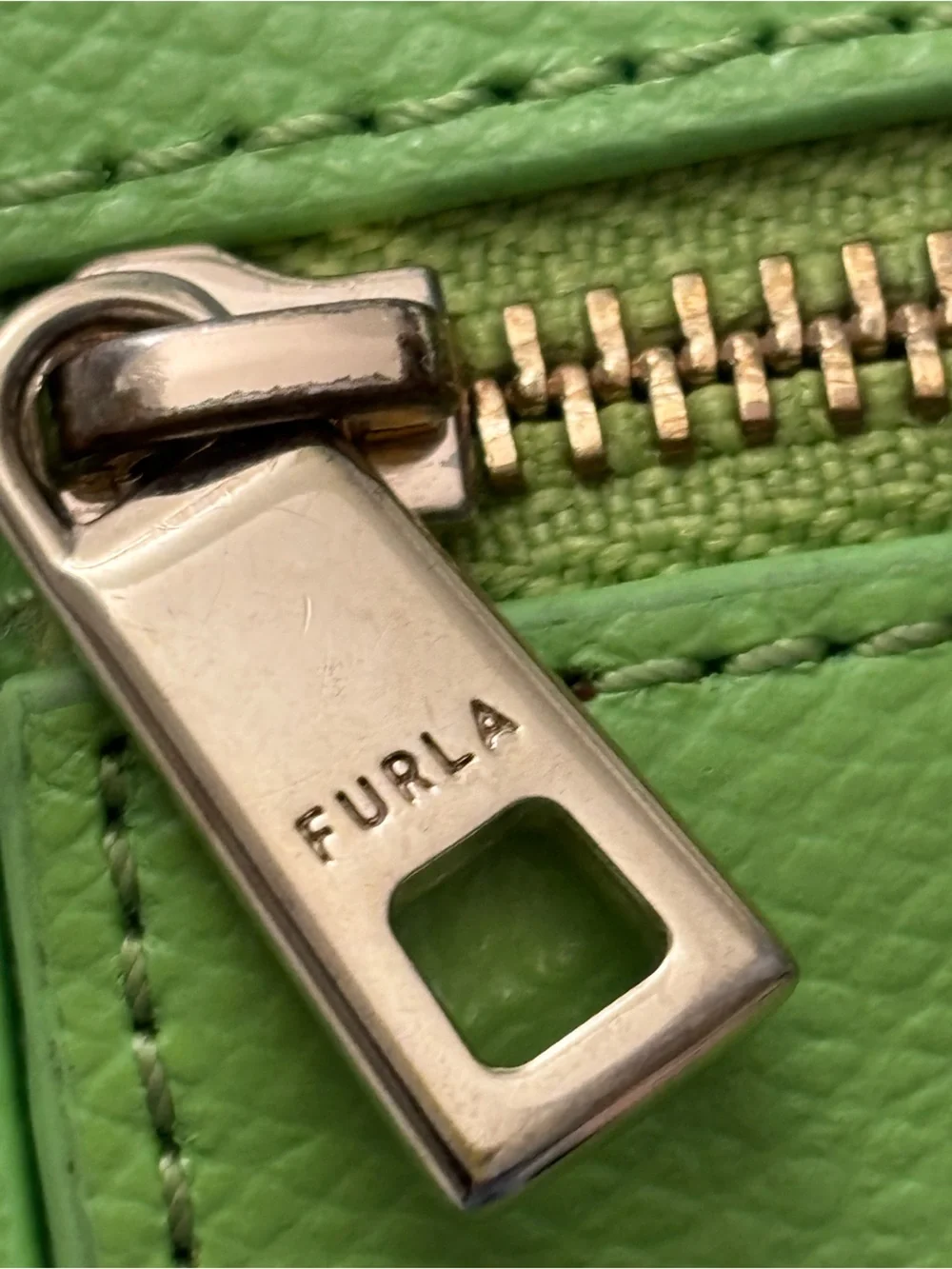 Furla vibrant lime